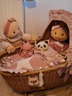 2 mooie poppen, Ophalen of Verzenden, Kleertjes