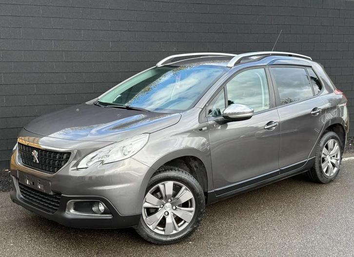 Peugeot 2008 1.2i+NAVI+AIRCO+JANTES+EURO 6B, Autos, Peugeot, Entreprise, Achat, ABS, Airbags, Air conditionné, Bluetooth, Ordinateur de bord