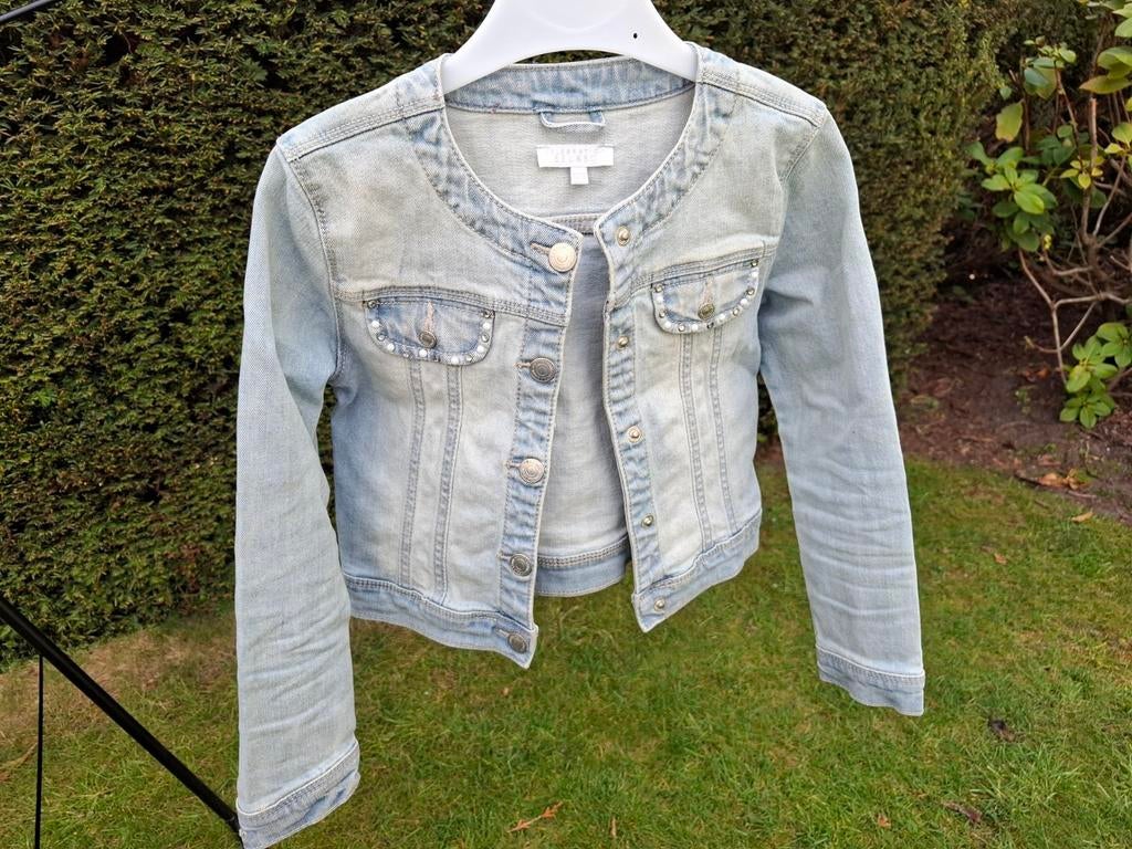 Jeansjasje voor meisjes maat 128, Enfants & Bébés, Vêtements enfant | Taille 128, Enlèvement ou Envoi