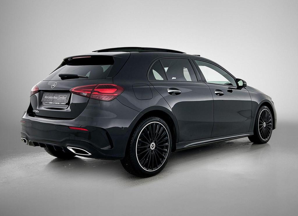 Mercedes-Benz A-klasse 250 e Hatchback AMG Line | Panoramisc, Autos, Euro 6, Entreprise, 16 kWh, Hybride rechargeable