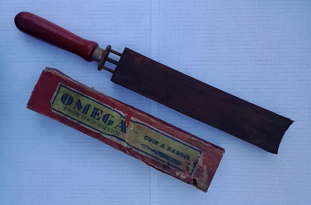 OMEGA LEDEREN SCHEERRIEM + SCHEERMES, Ophalen