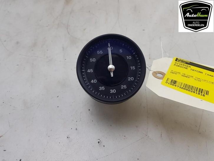 HORLOGE Taycan (Y1A) (|9J1919203J|9J1919203J6N3|9J1919203|), Autos : Pièces & Accessoires, Autres pièces automobiles, Porsche
