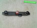 INTERRUPTEUR FEU DE DETRESSE C Fiat 500 (312) (735451107), Autos : Pièces & Accessoires, Dhr. R. de Gouw, Utilisé, Fiat, De Bloemendaal 21 21
5221 EB  'S HERTOGENBOSCH, NL