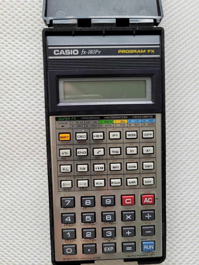 Schitterende rekenmachine van Casio uit het jaar '80 werkt, Ophalen, Zo goed als nieuw