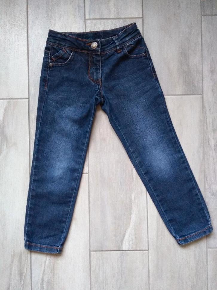 ✿ M98 - Jeansbroek Milla Star JBC, Kinderen en Baby's, Kinderkleding | Maat 98, Zo goed als nieuw, Jongen, Broek, Ophalen of Verzenden