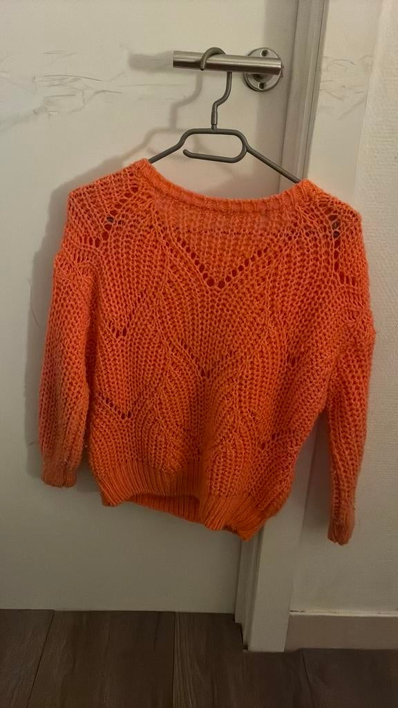 2 truien in het roze en geel te koop, Kleding | Dames, Truien en Vesten, Ophalen of Verzenden, Zo goed als nieuw, Maat 36 (S)
