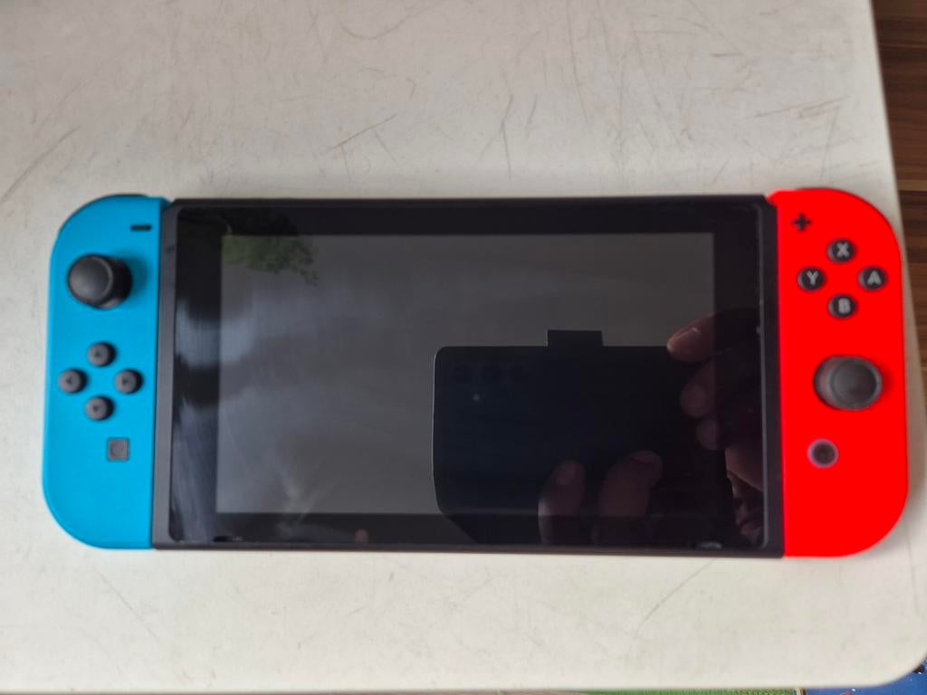 NINTENDO SWITCH, Consoles de jeu & Jeux vidéo, Consoles de jeu | Nintendo Switch, Enlèvement