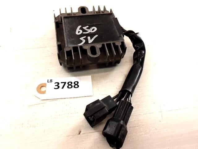 SV650 2003 - 2009 Suzuki Spanningsregelaar D1-46354, Motoren, Onderdelen | Suzuki
