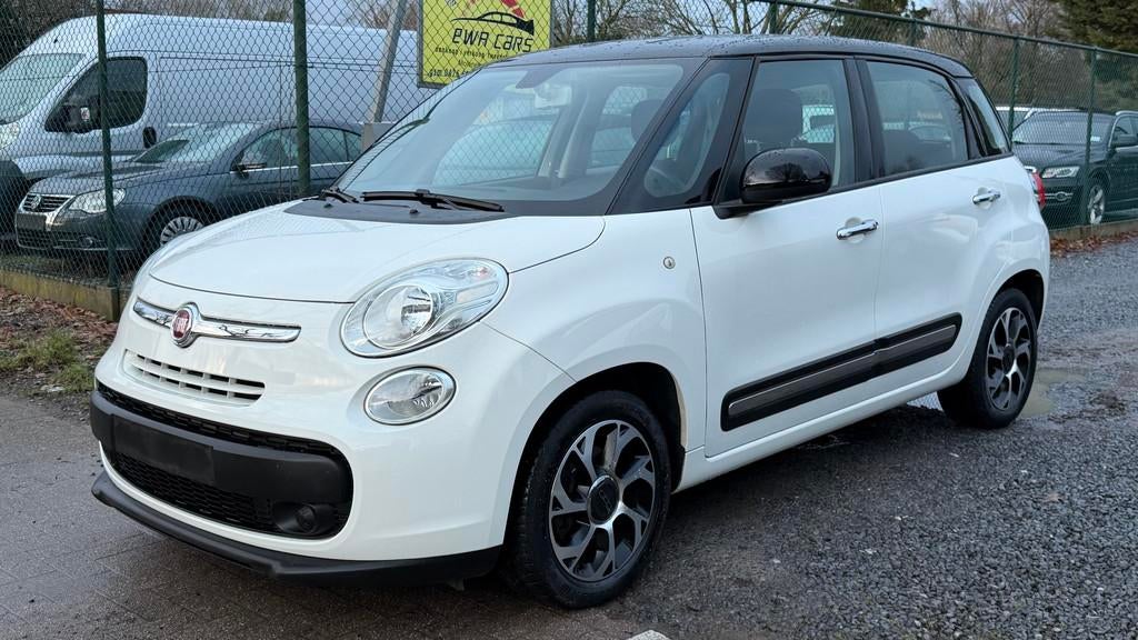 Fiat 500L 1.4 benzine bj 2016 km 100200, Autos, Cuir, Achat, Euro 6, Entreprise