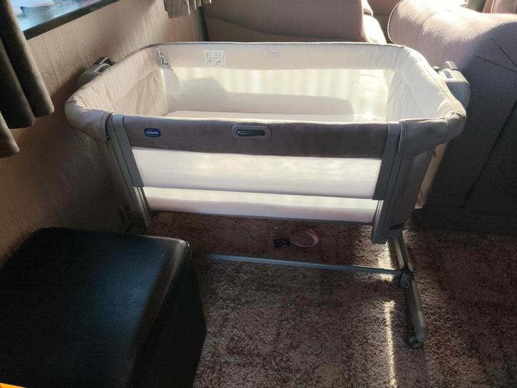 Chicco next2me magic met aerosleep, Kinderen en Baby's, Babywiegjes en Ledikanten, Ophalen