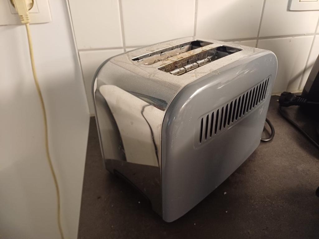 Toaster, Ophalen
