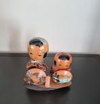 Leuk Dennenappel kokeshi paartje, Verzenden