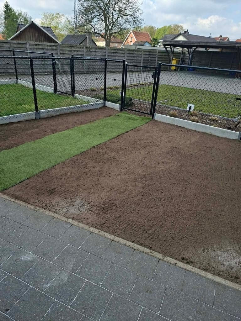 GRATIS OPHALEN 15 m² kunstgras INTUSSEN GERESERVEERD, Tuin en Terras, Gras en Kunstgras, Ophalen, Gebruikt, 10 tot 20 m², Kunstgras