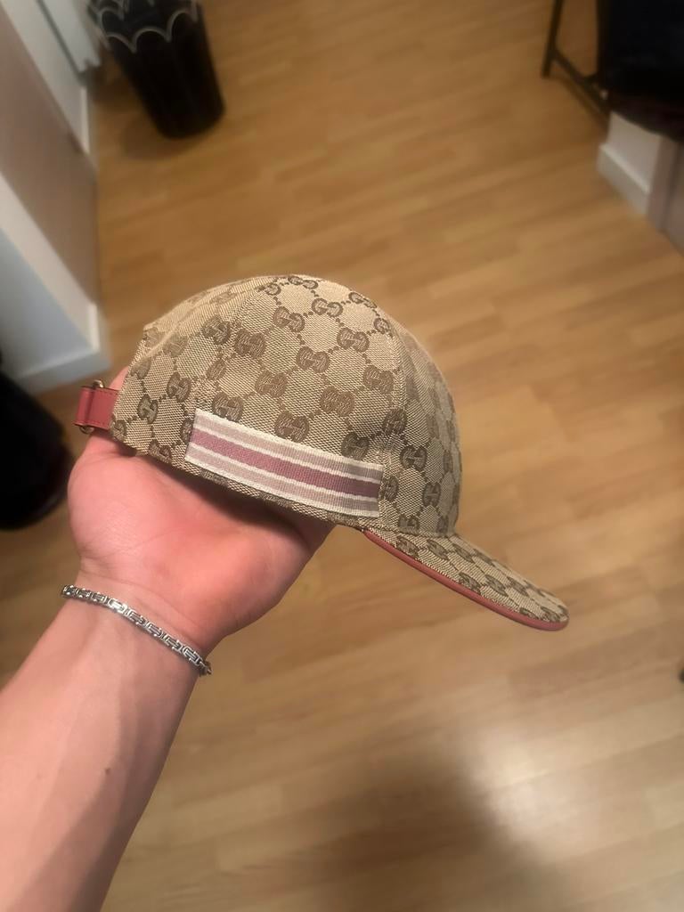 Casquette gucci rare taille m, Ophalen, Zo goed als nieuw, 57 cm (M, 7⅛ inch) of minder, Pet