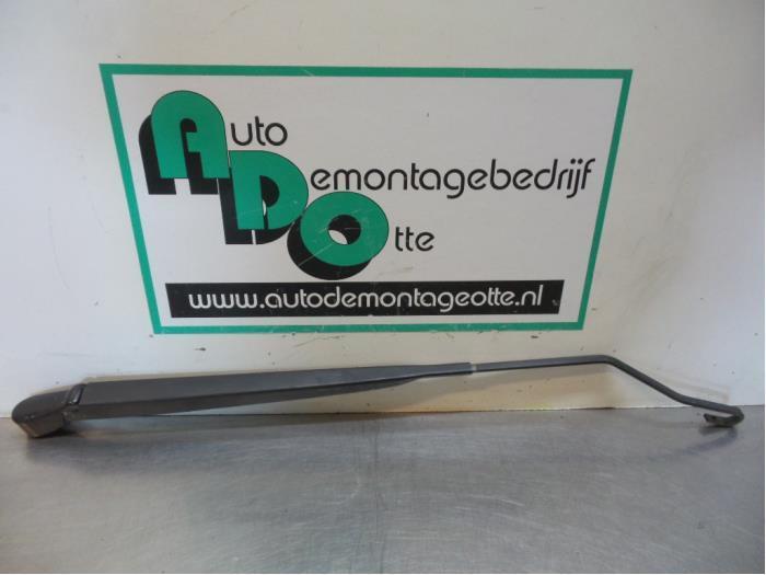 Bras essuie-glace avant d'un Citroen C3 (C3 02-), Autos : Pièces & Accessoires, Vitres & Accessoires, Citroën, Utilisé, 3 mois de garantie