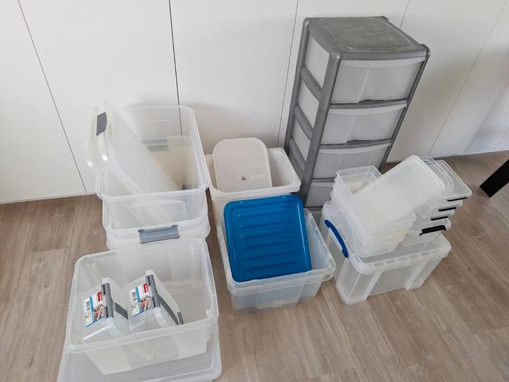 Groot lot plastic bakken, Bricolage & Construction, Casiers & Boîtes, Enlèvement