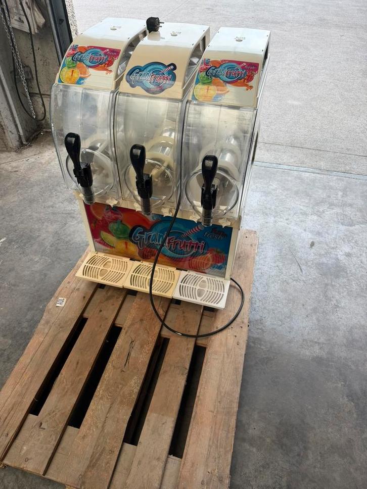 GRANITA I-PRO 3 A SAISIR, Articles professionnels, Horeca | Food, Enlèvement