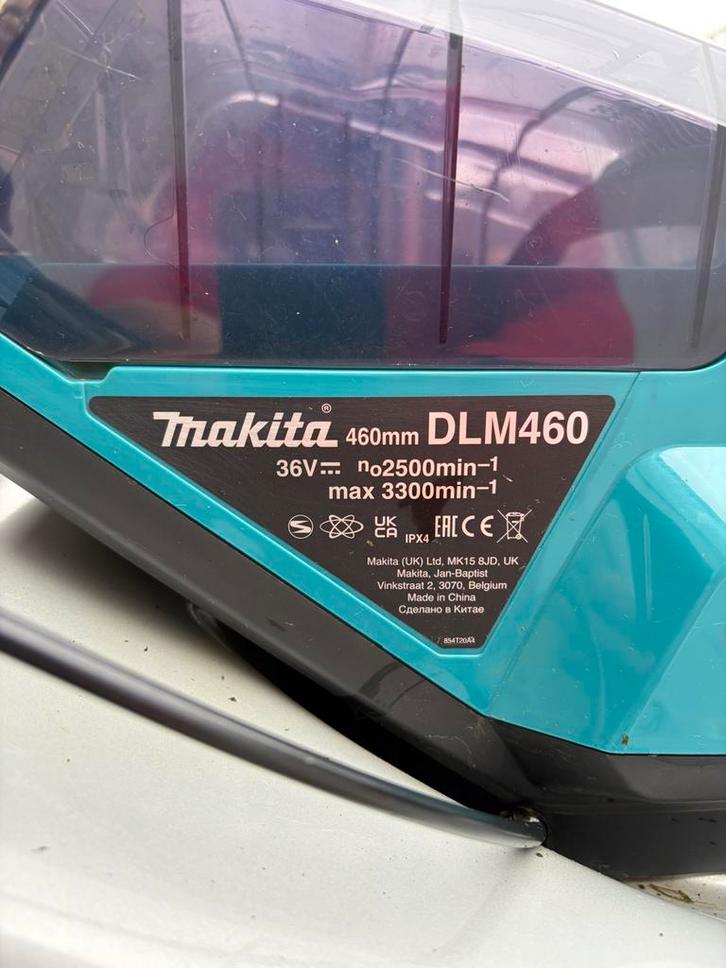 Tondeuse Makita, Jardin & Terrasse, Tondeuses à gazon, Comme neuf, Tondeuses à gazon sur batterie, 40 à 49 cm, Tondeuse rotative