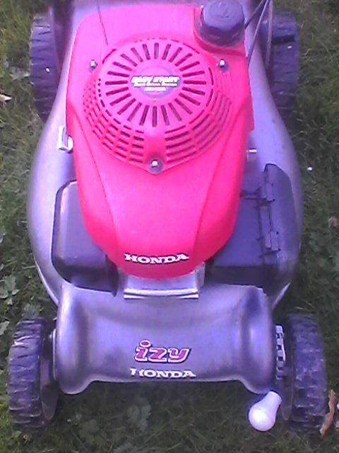 a vendre tondeuse honda iszy, Ophalen, Cirkelmaaier, Honda, Benzine-grasmaaier