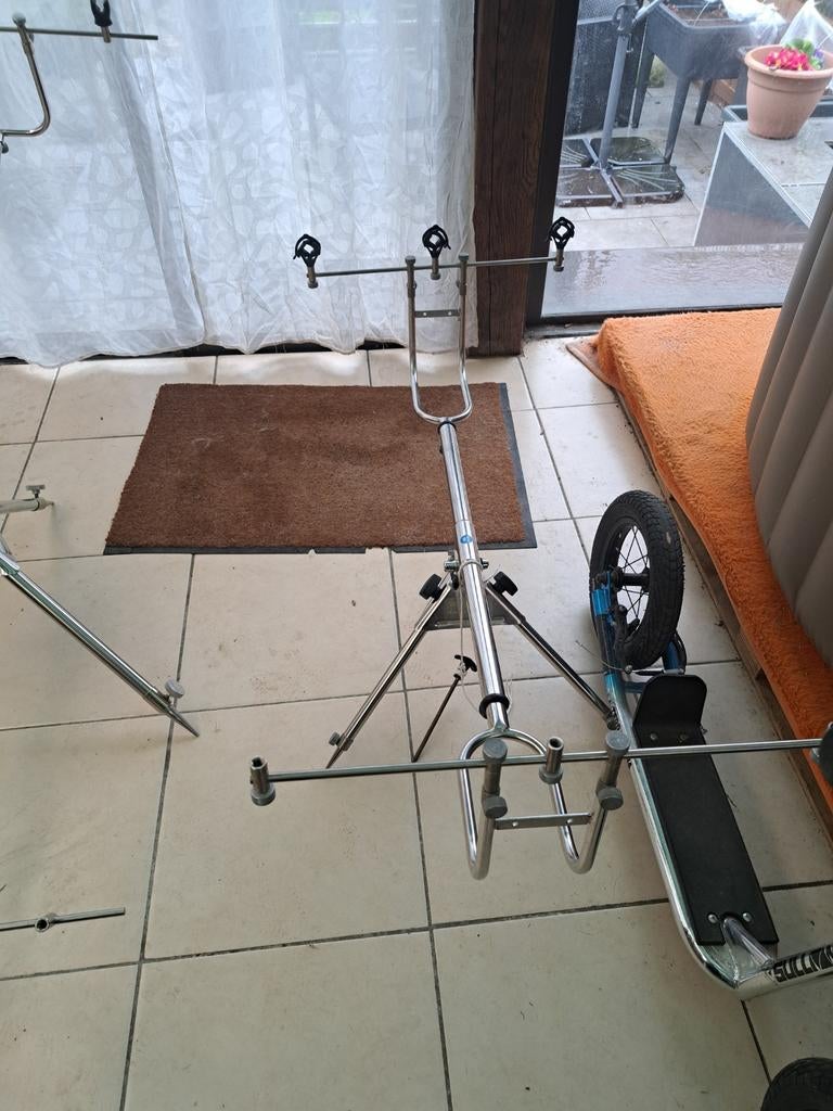 Rodpod van roestvrij staal, Ophalen