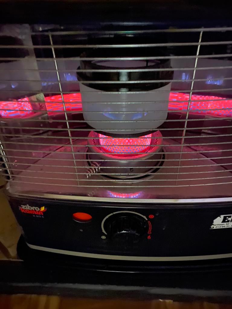 Zibro Kamin Wiekkachel fonctionne très bien !, Autres carburants, Enlèvement, Utilisé, Chauffage au kérosène