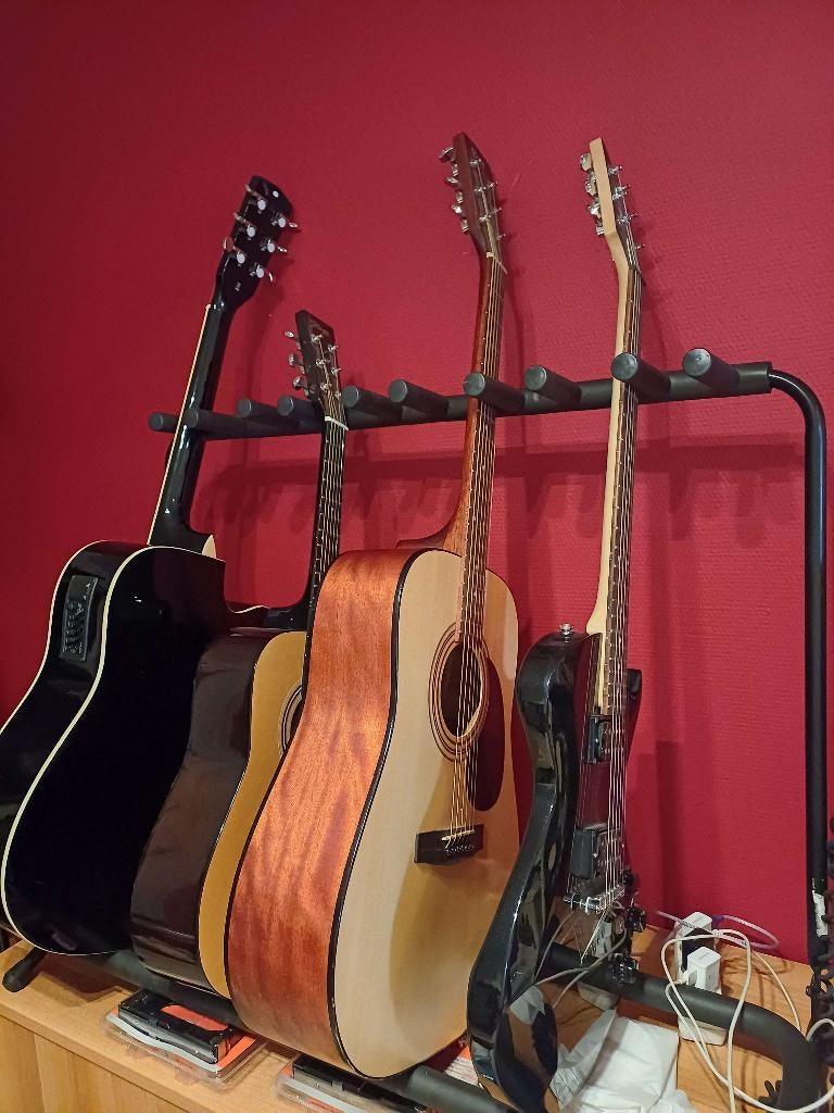 Support pour 5 à 7 guitares, comme NEUF, Enlèvement, Neuf, Pied pour instrument, Guitare