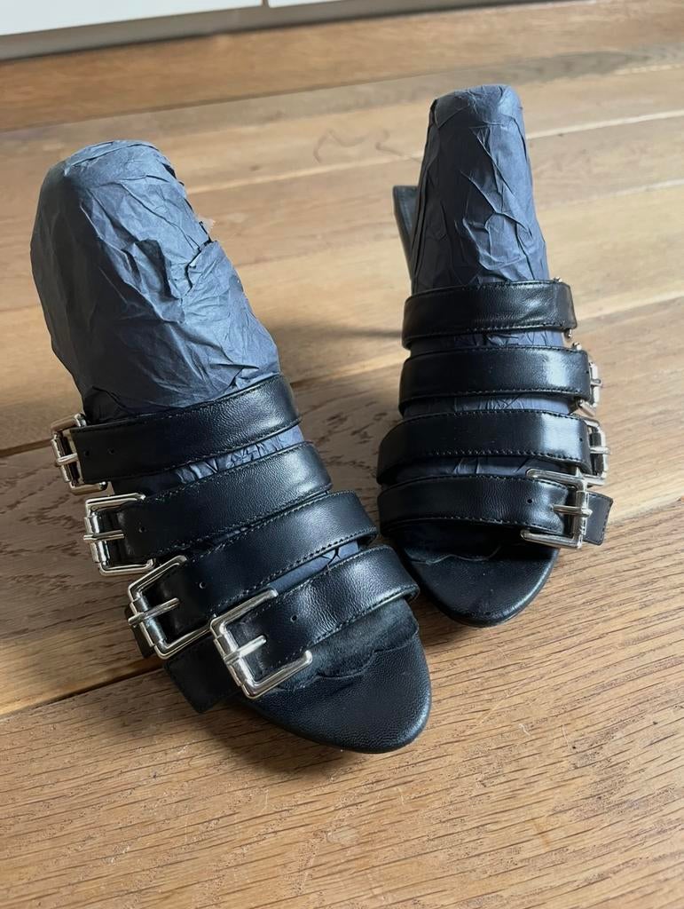 Escarpins Balenciaga 35, Enlèvement ou Envoi, Comme neuf, Noir