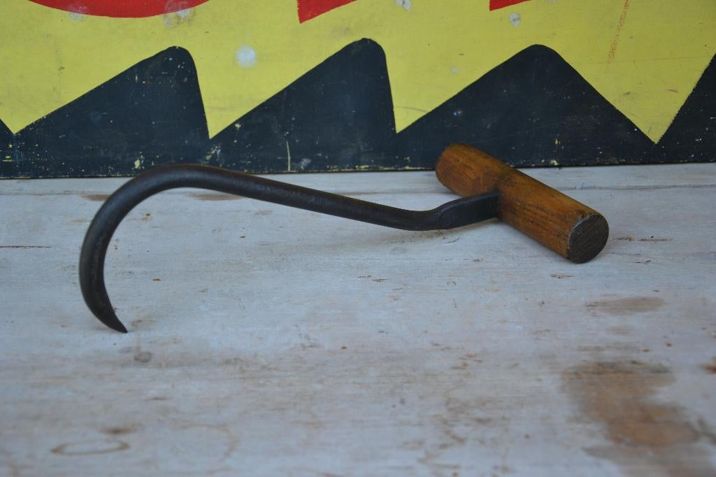 antieke balenhaak, Ophalen