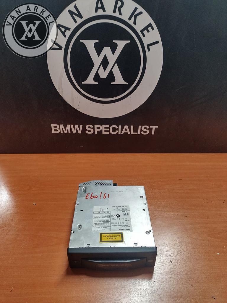 CD Wisselaar E60/61 6933963, Autos : Divers, Autoradios, Utilisé, Enlèvement ou Envoi