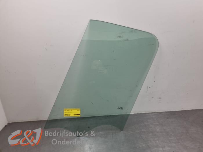 Vitre portière 2portes gauche d'un Renault Master, Renault, -, 3 mois de garantie, Utilisé
