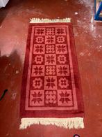 Vintage rode loper - 140 x 71 cm - goede algemene conditie, Antiek en Kunst, Ophalen of Verzenden