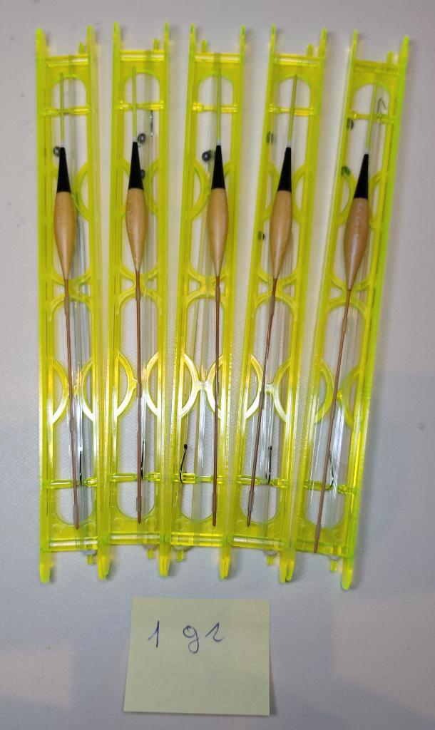 Hengelsport 5 zelfgemaakte vislijntjes set 77, Watersport en Boten, Hengelsport | Algemeen, Nieuw, Vaste hengel, Ophalen of Verzenden