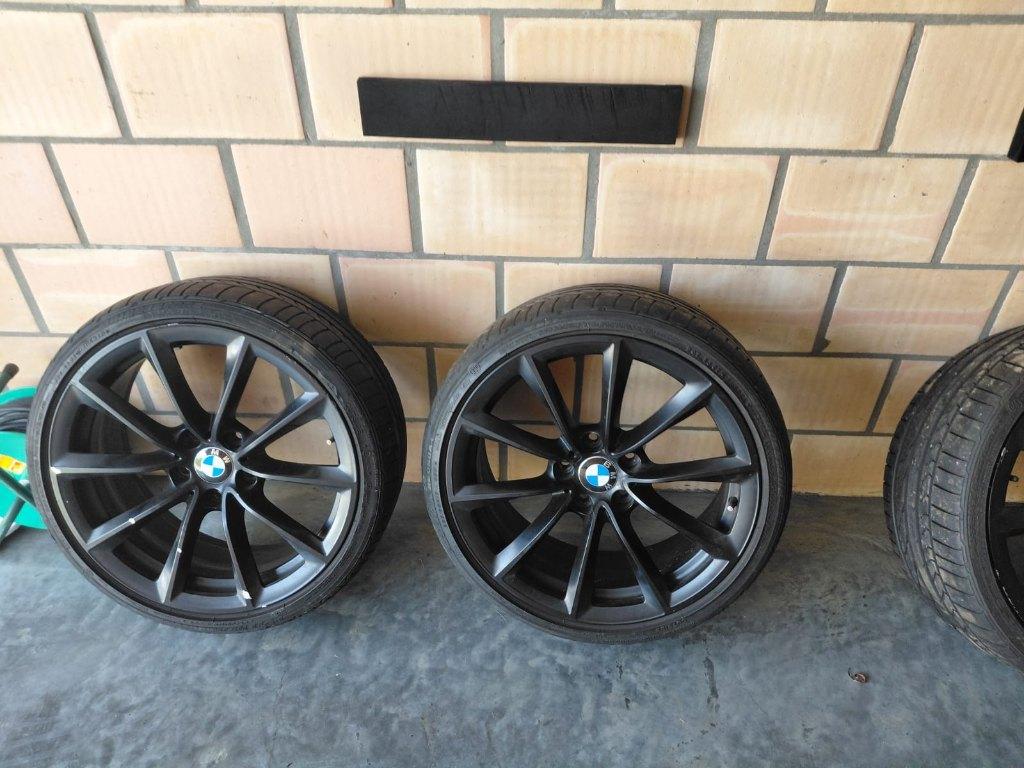 autobanden en velgen, Auto-onderdelen, Banden en Velgen, Banden en Velgen, Zomerbanden, 19 inch, 225 mm, Personenwagen, Gebruikt