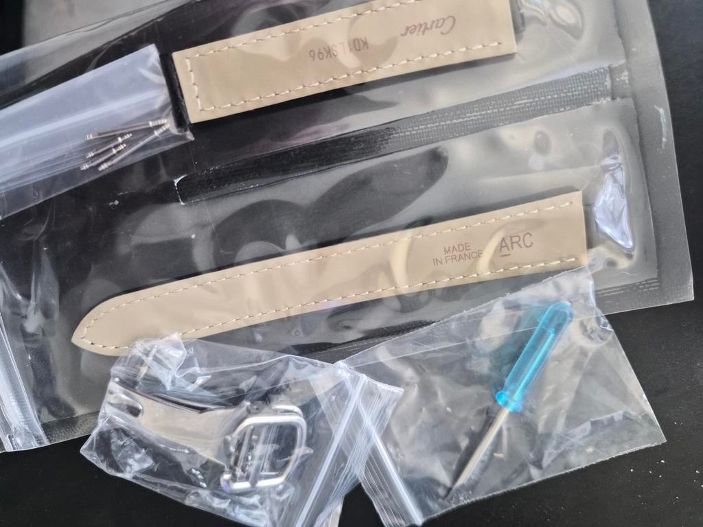 Cartier 16 mm horlogebanden + vouwsluiting - nieuw, Overige merken, Leer, Polshorloge, Nieuw