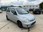 Toyota Yaris Verso 2006  D4D, Auto's, Voorwielaandrijving, Stof, Zwart, Yaris Verso