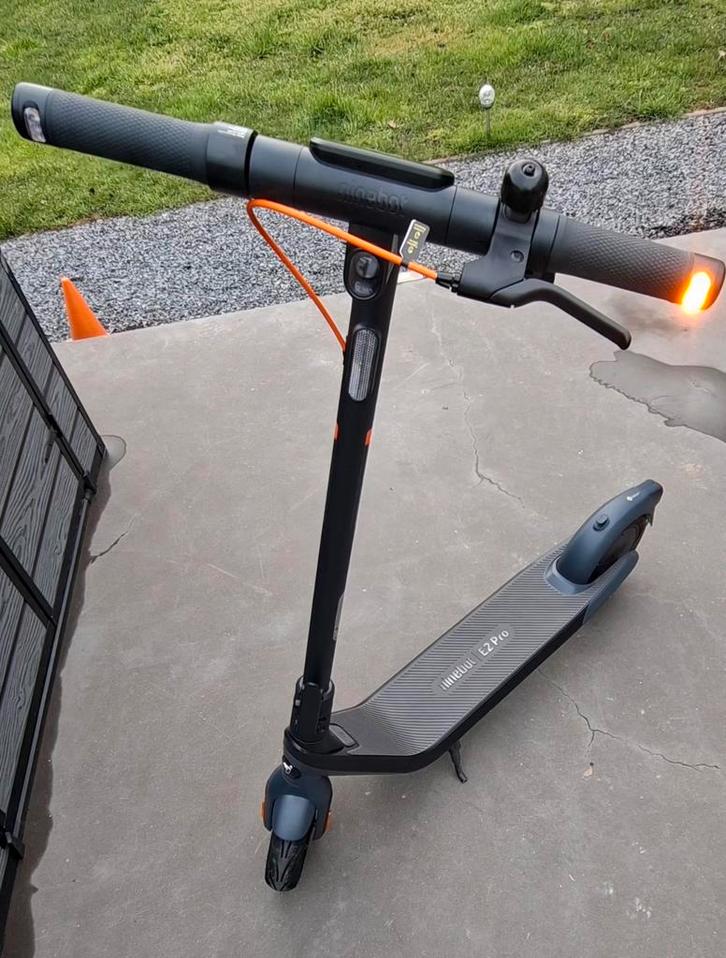Ninebot E2 pro, Fietsen en Brommers, Steps, Ophalen