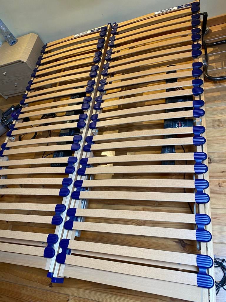 Elektrische boxspring, Ophalen, 140 cm, Zo goed als nieuw, Bedbodem