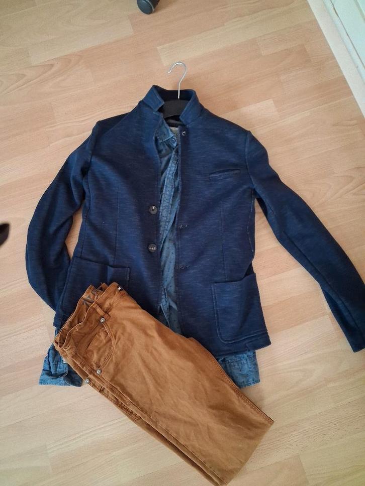 Cummunie en lente feest kledij, Enfants & Bébés, Paquets de vêtements pour enfants, Comme neuf, Taille 146, Enlèvement