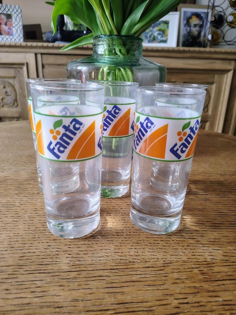 Verre Fanta & Sprite, Enlèvement