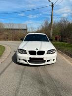 Bmw e87 118d, Auto's, Zwart, 4 cilinders, Leder en Stof, Wit