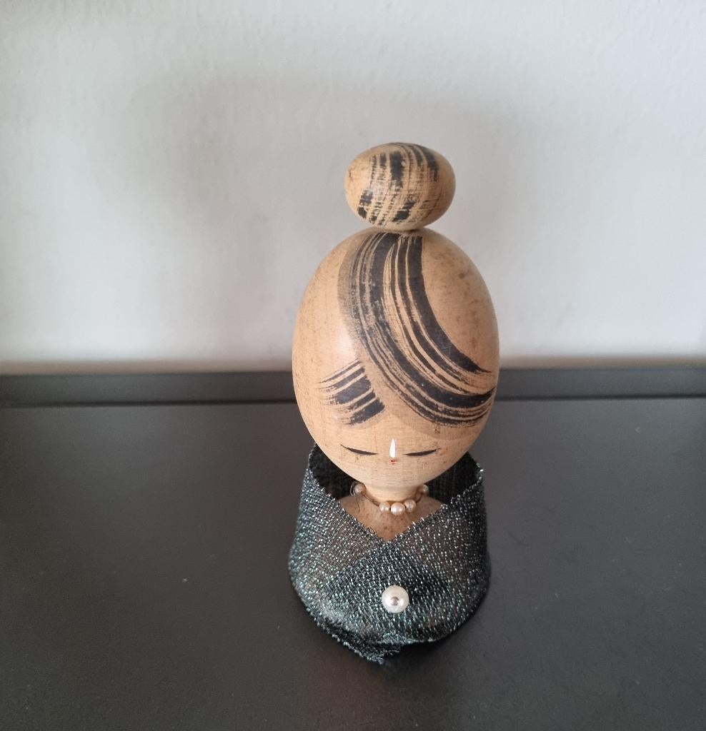 Chic Lady Kokeshi, Envoi