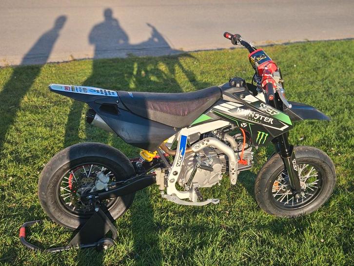 Ycf pilot 155 supermotard, Fietsen en Brommers, Minibikes, Midibikes en Pitbikes, Gebruikt, Pitbike