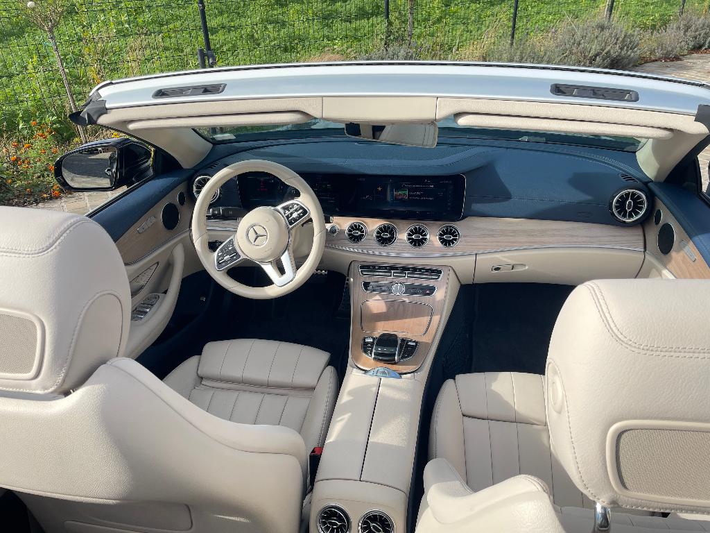 mercedes E Cabrio 200 micro hybride 50.600 km tva deductible, Cuir, Cabriolet, Entretenue par le concessionnaire, 2 portes