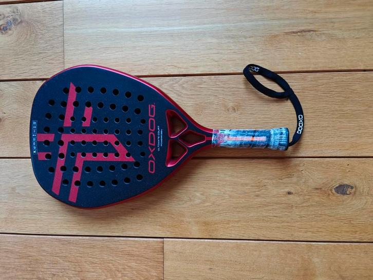 Raquette de padel Oxdog, Sports & Fitness, Padel, Utilisé, Raquette de padel, Enlèvement