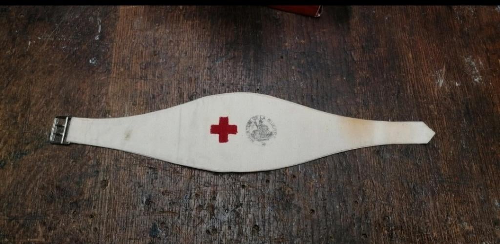 Brassard sanitaire croix rouge WW1 WW2, Collections, Envoi, Autres, Autres types