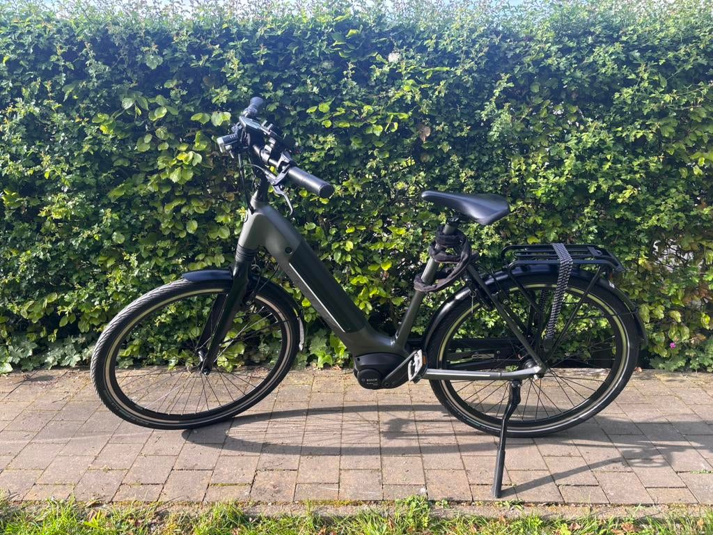 Gazelle elektrische vrouwenfiets, Fietsen en Brommers, Elektrische fietsen, Ophalen, Zo goed als nieuw, 50 km per accu of meer