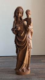 Vierge en bois, Enlèvement