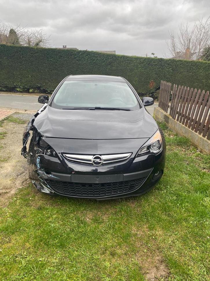Opel Astra GTC 1.4, Autos, Opel, Particulier, Astra, Essence, Enlèvement