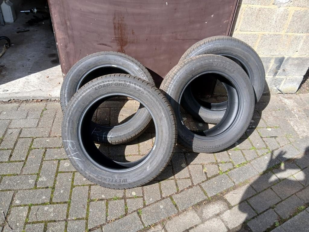 Banden 215/60R17, Ophalen, Band(en)