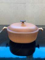 Casserole Le Creuset Enzo Mari n 25, Kookpan of Snelkookpan, Gebruikt, Gietijzer, Ophalen of Verzenden